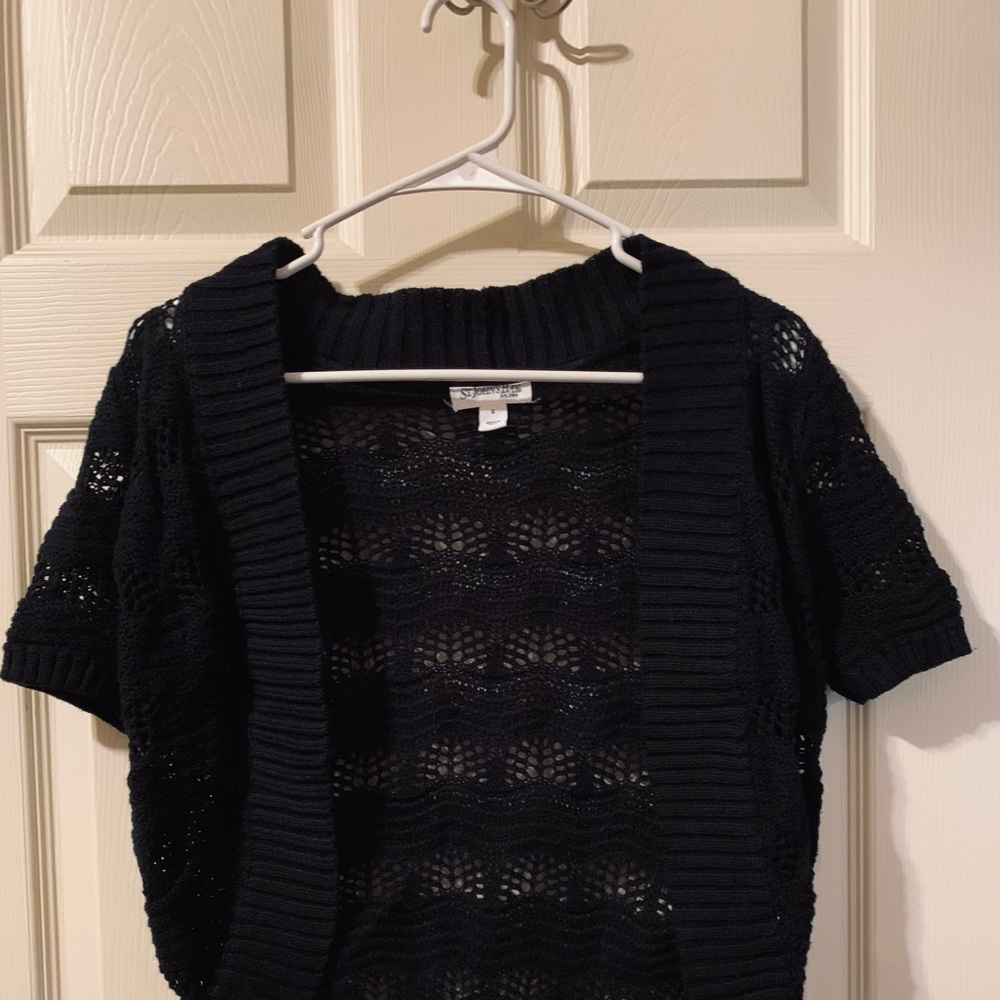 St. John’s Bay Black sweater cardigan shrug with ribbed trim. Size S NWT